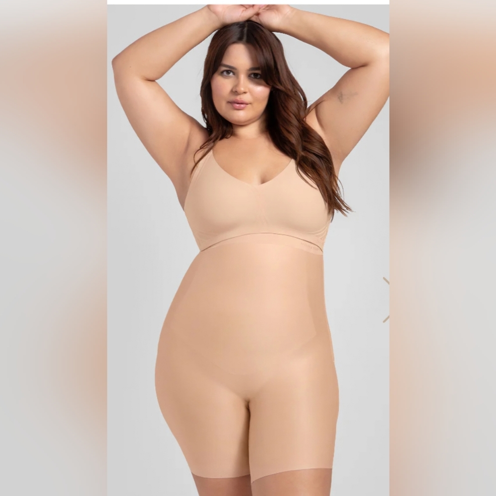 Honeylove No Show High-Waist Short